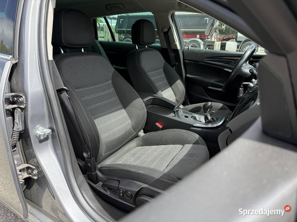 Opel Insignia 16 BENZYNA Zarejestrowana Długie 113000km Konin