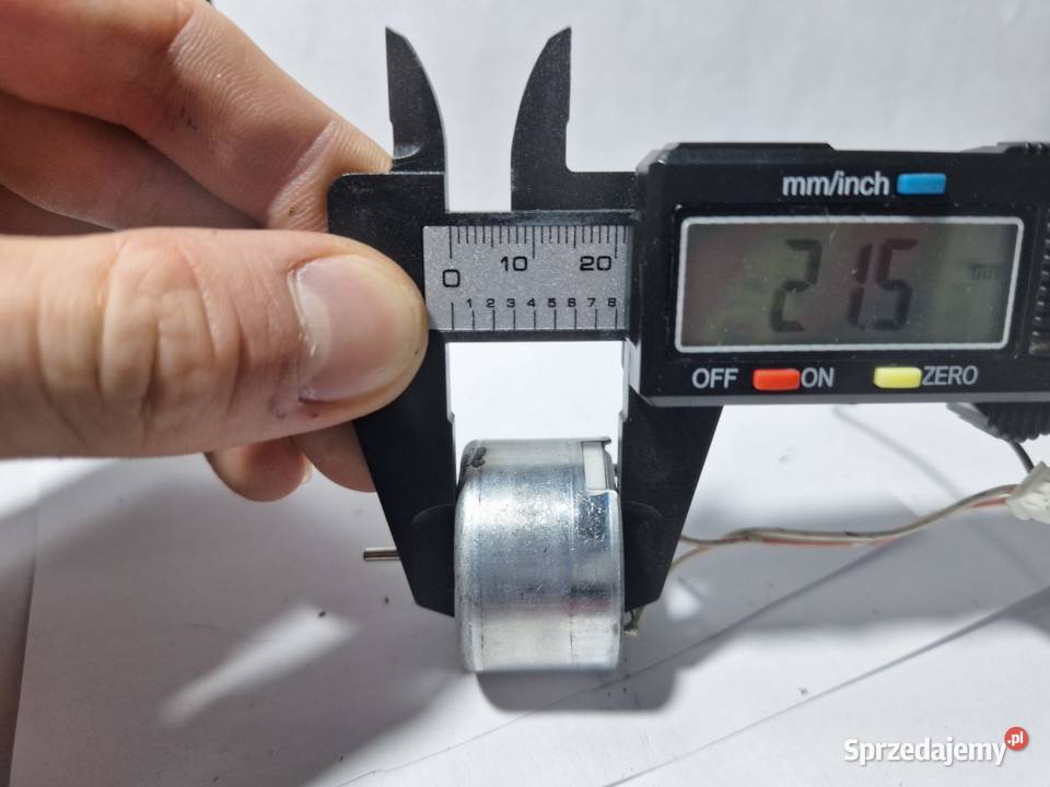 Silnik silniczek do magnetofonu ZB3 309 Magnetofony