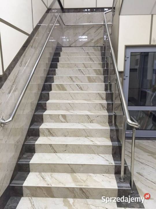 Płytki na schody marmuropodobne polerowane Łask