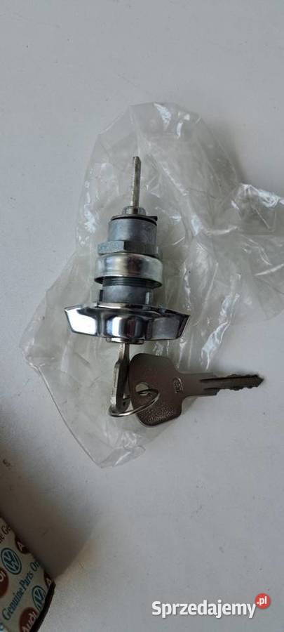 Nowy Oryginalny Zamek Klapy Tył Chrom Audi 80 B1 osobowe pomorskie sprzedam
