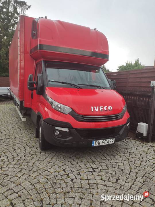 Wynajem BUS Iveco z windą 12EP Automat 30 Winda