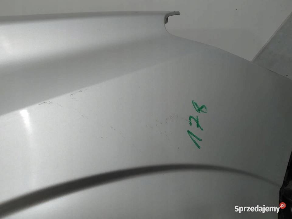 BŁOTNIK PRAWY PRZÓD SREBRNY Z157 Opel Zafira II Błotniki sprzedam