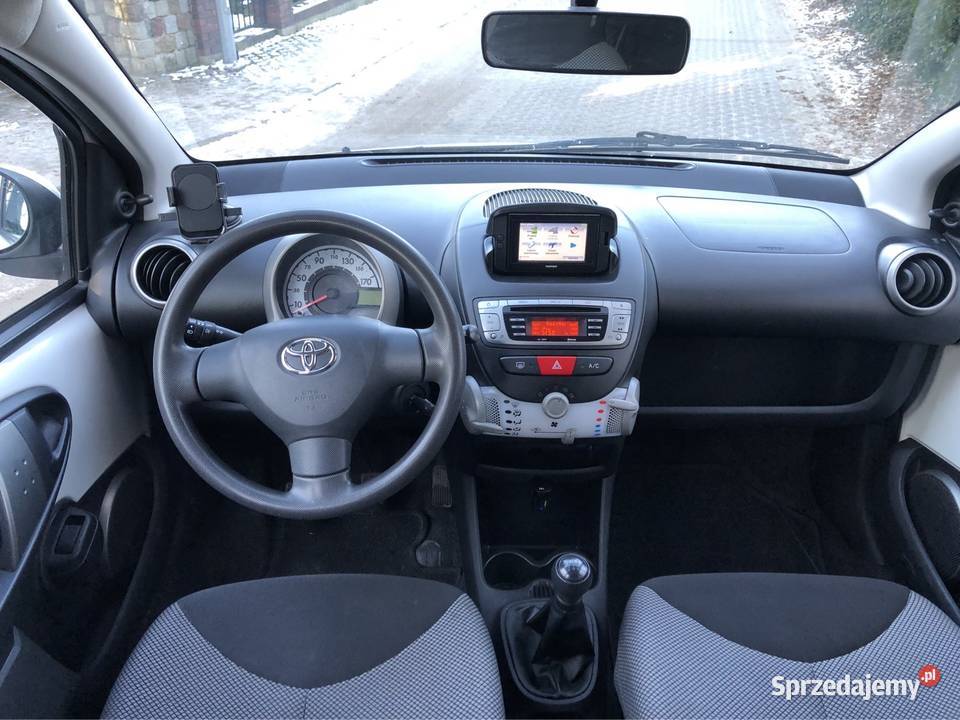 Toyota Aygo 10 Nawigacjaklima nieuszkodzony Poznań