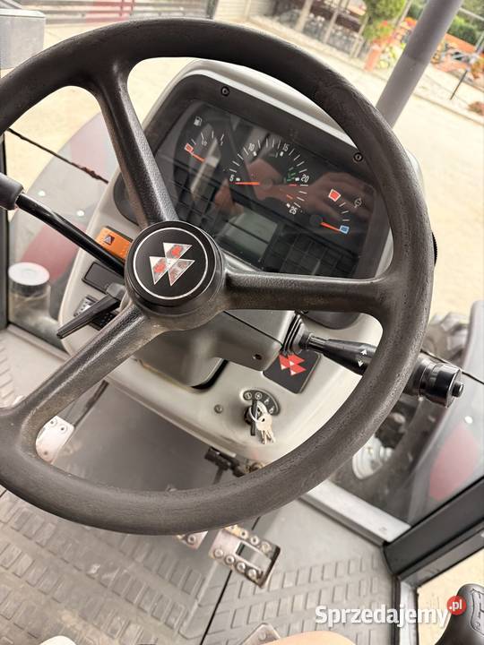 Ciągnik rolniczy Massey Ferguson 4255 swieżo Łowicz
