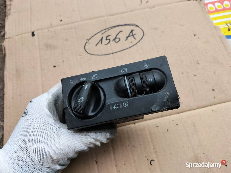VW GOLF 3 MK3 1H69415322817 WŁĄCZNIK WYŁĄCZNIK sprzedam