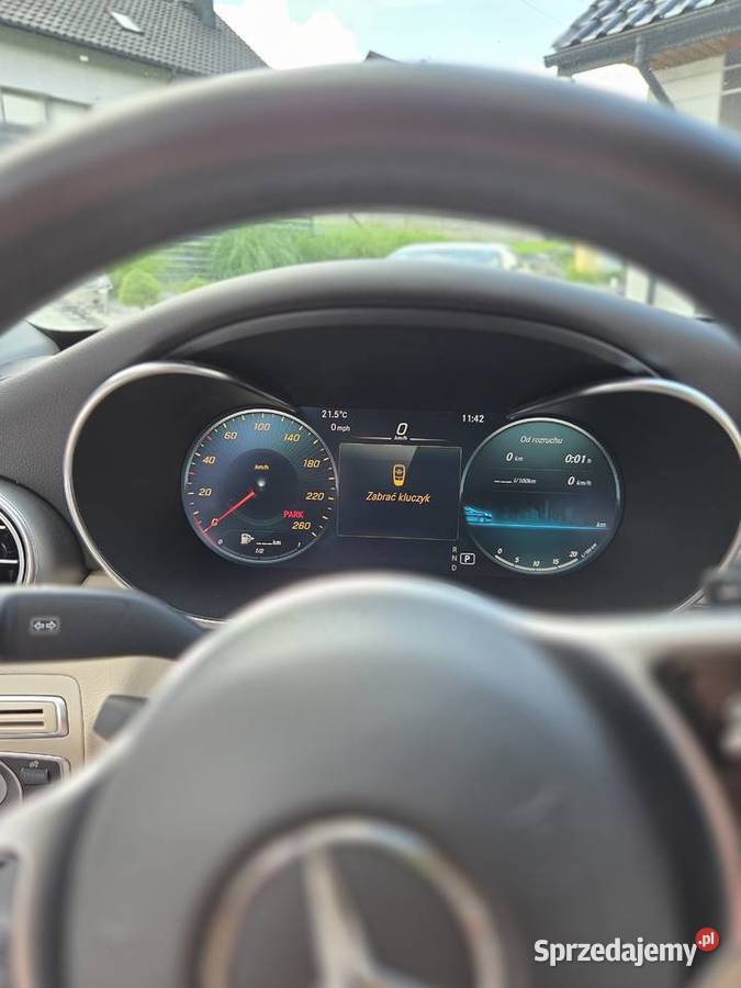 MercedesBenz Klasa C MercedesBenz C 300 4MATIC Chorowice