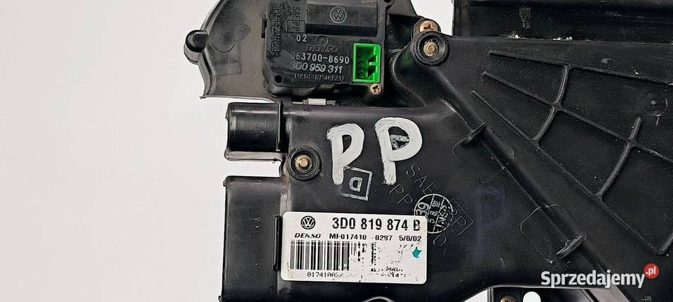 NAGRZEWNICA VOLKSWAGEN PHAETON 3D0819874B Lipno