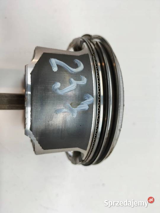 TŁOK KORBOWÓD 91L35 4 32 PENTASTAR Jeep Cherokee