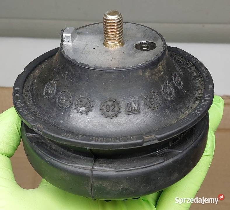 PODUSZKA SILNIKA OPEL MANTA B REKORD E 20