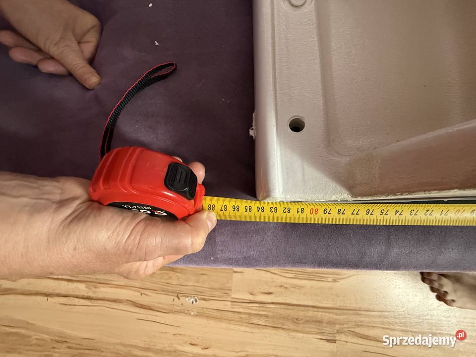 Umywalka ceramiczna 85 na szafke Legnica