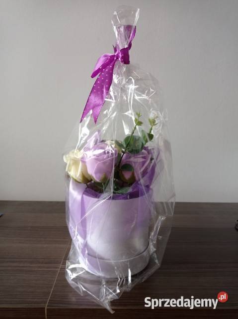 Sztuczne róże w doniczce 7 sztuk Chorzów sprzedam