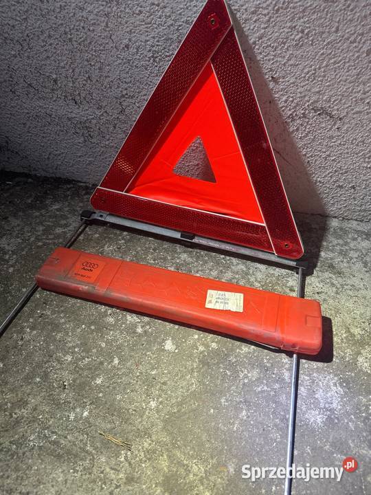 TRÓJKĄT OSTRZEGAWCZY UNIWERSALNY DO AUTA Gliwice