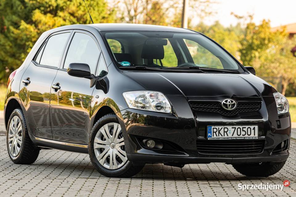 TOYOTA AURIS radio Auris Targowiska sprzedam