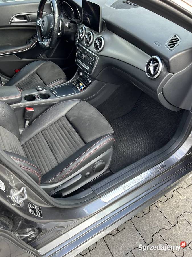 2017 MercedesBenz CLA 180 AMG line Kraków