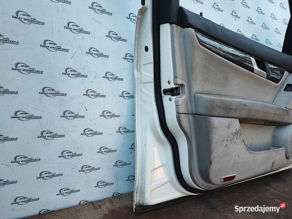 MERCEDES W204 09r Drzwi lewy przód 70 mikronów Drzwi Kielce sprzedam