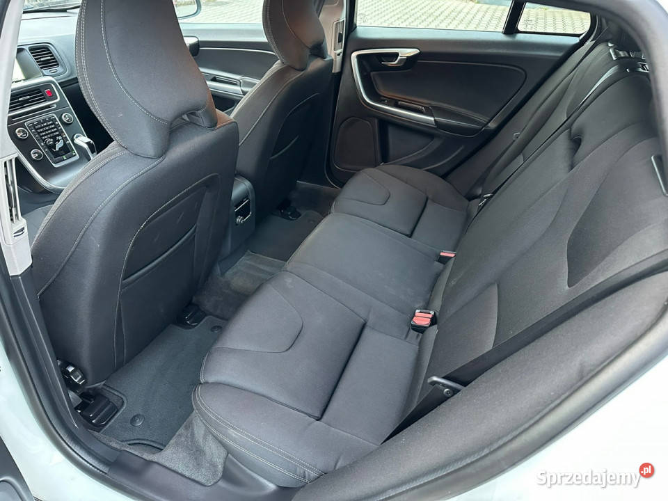 Volvo V60 20d120LIFTBOGATA NaviAlu17Super I Ostrowiec Świętokrzyski sprzedam