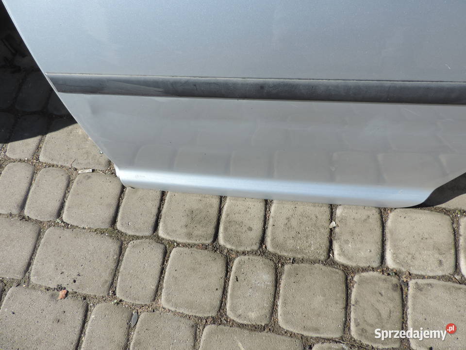 VOLKSWAGEN GOLF IV 5D DRZWI LEWY TYŁ LA7W małopolskie Nowy Sącz