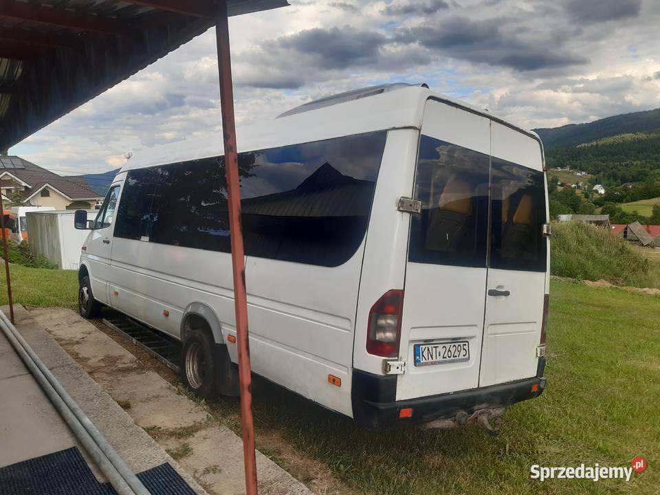Sprzedam busa sprinter413 kw22 2005r małopolskie Krzeczów