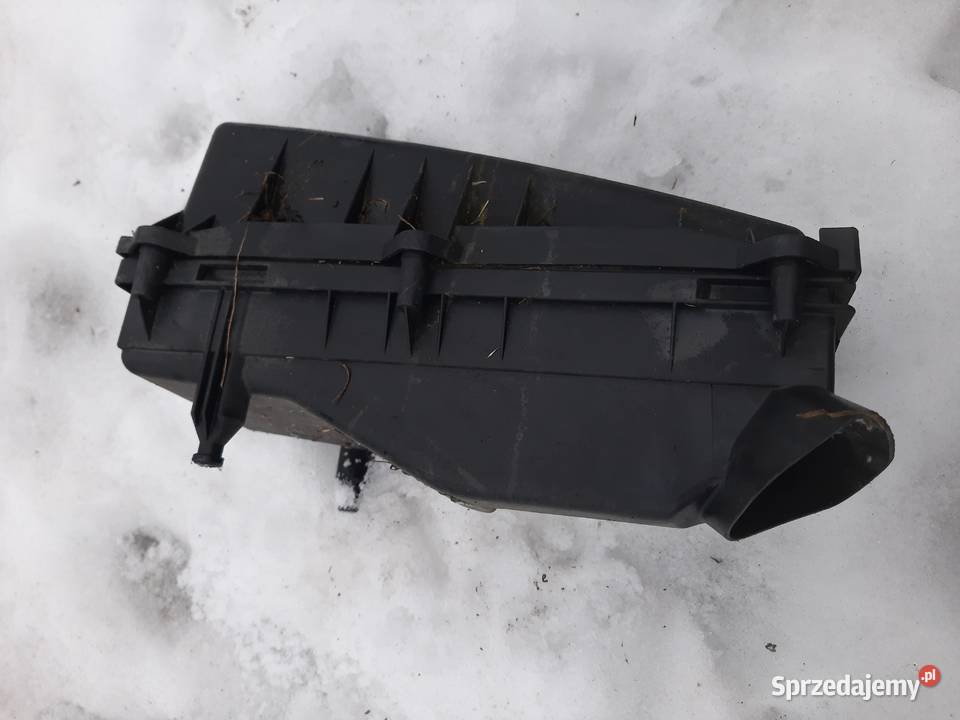 Ford Mondeo MK III 20 TDCI obudowa filtra