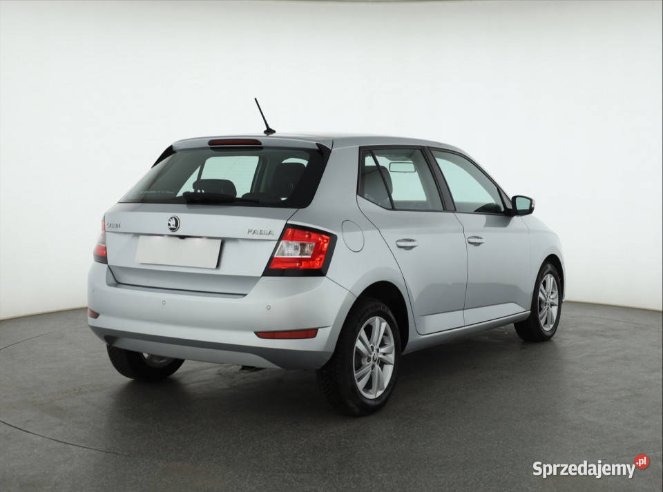 Skoda Fabia 10 TSI czujnik parkowania Piaseczno