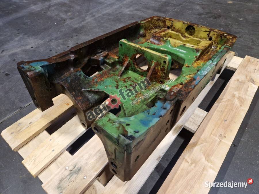 Wspornik przedniego mostu John Deere 1950 1850 Byków sprzedam