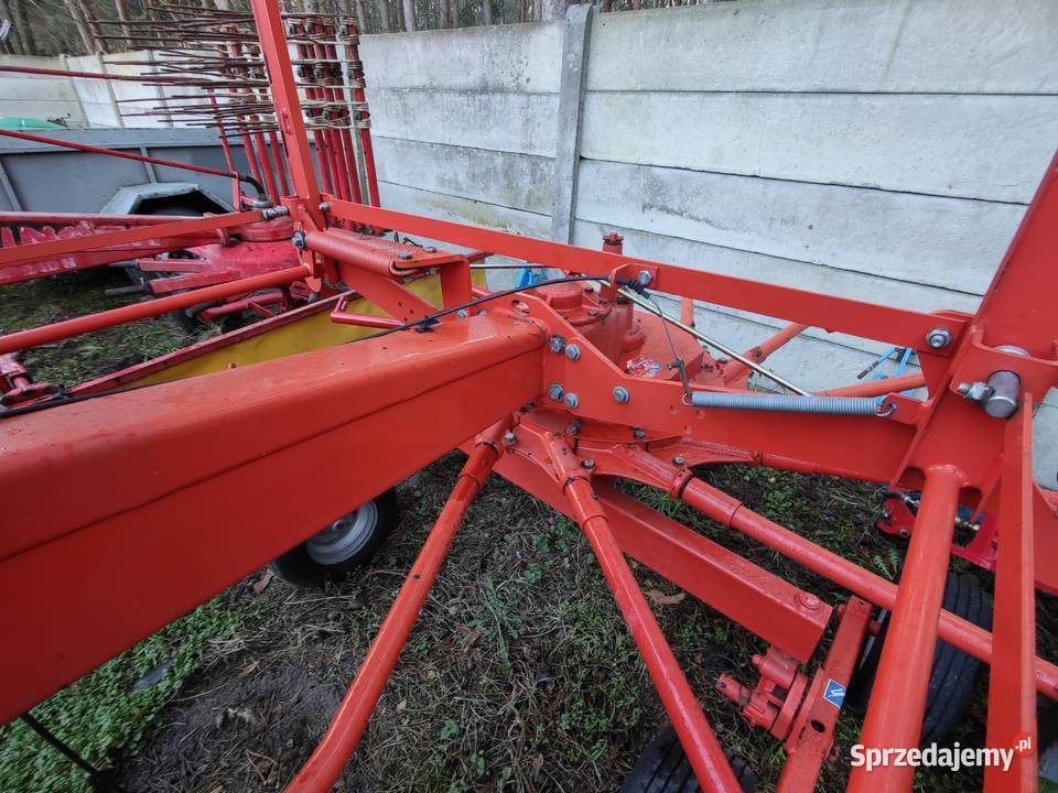 Zgrabiarka karuzelowa KUHN 4321 Krone Pottinger nieuszkodzony Maszyny zielonkowe Przemęt