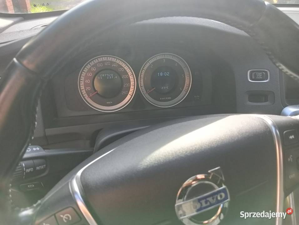 volvo v60 2011 d3 163 hak Niepołomice
