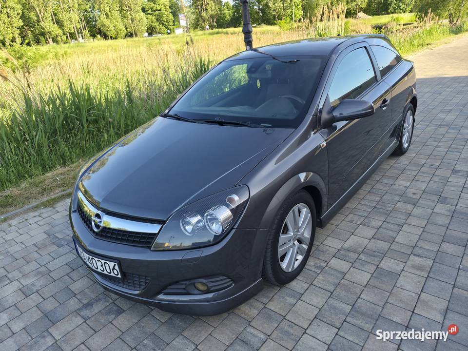 Opel Astra HPrzepiękny egzemplarzW pełni nieuszkodzony