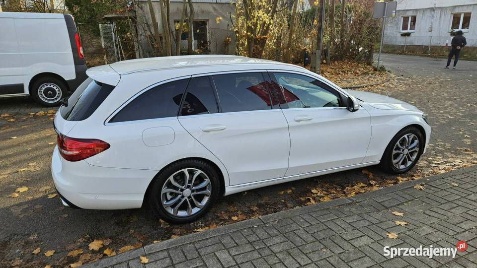 Mercedes C 220