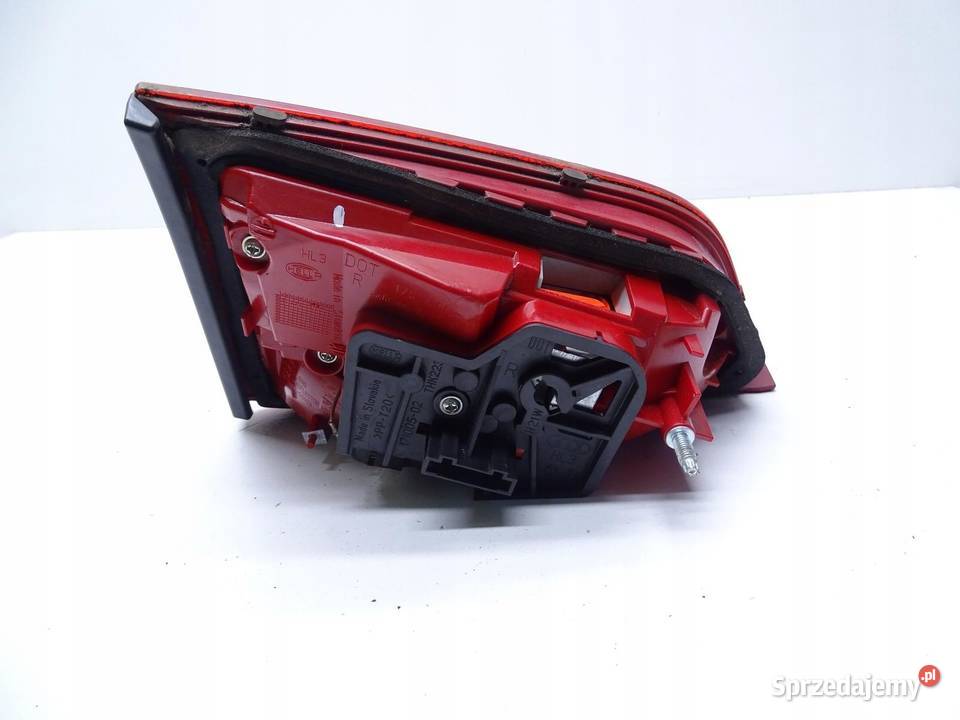 LAMPA PRAWY TYŁ TYLNA W KLAPE LED AUDI A4 B8 sprzedam