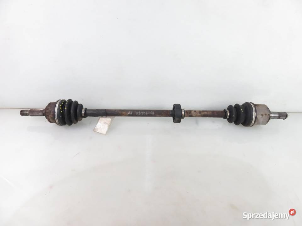 PÓŁOŚ PRAWA PRZEDNIA HYUNDAI COUPE I 16 i 16V sprzedam