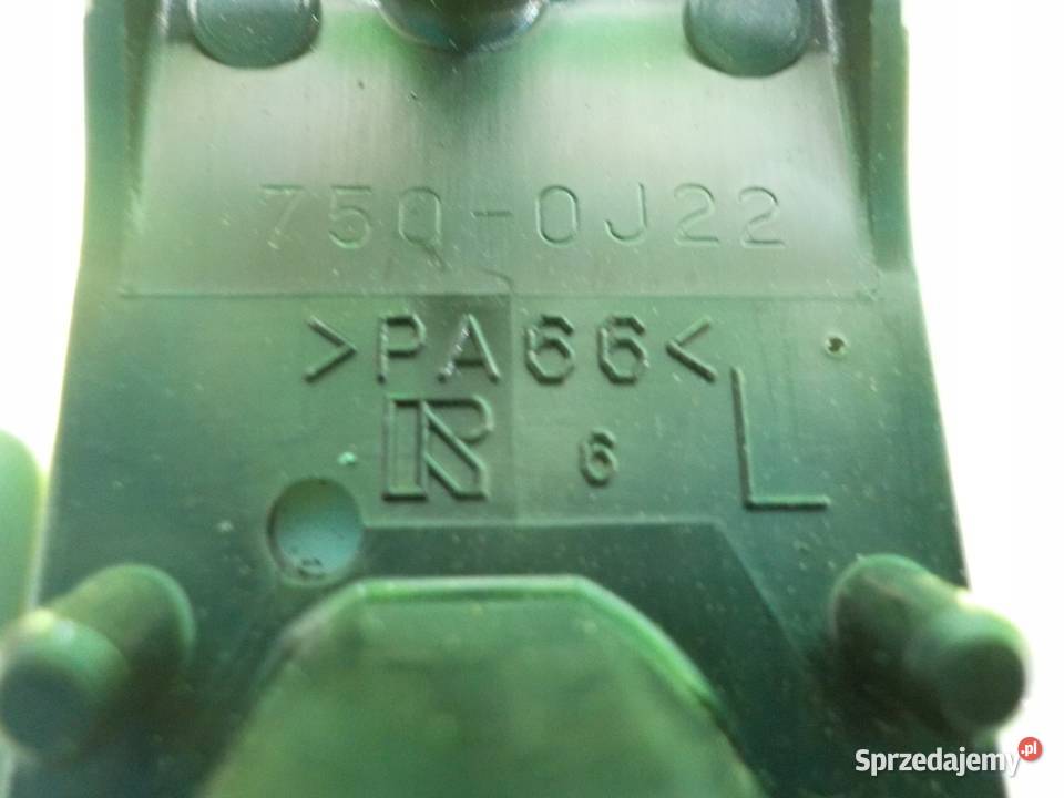 TOYOTA AYGO X 10 VVTI 22r 5D lopatka zmiany Suków