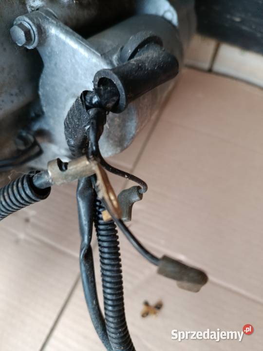 Suzuki Intruder 125 rozrusznik oryginalny