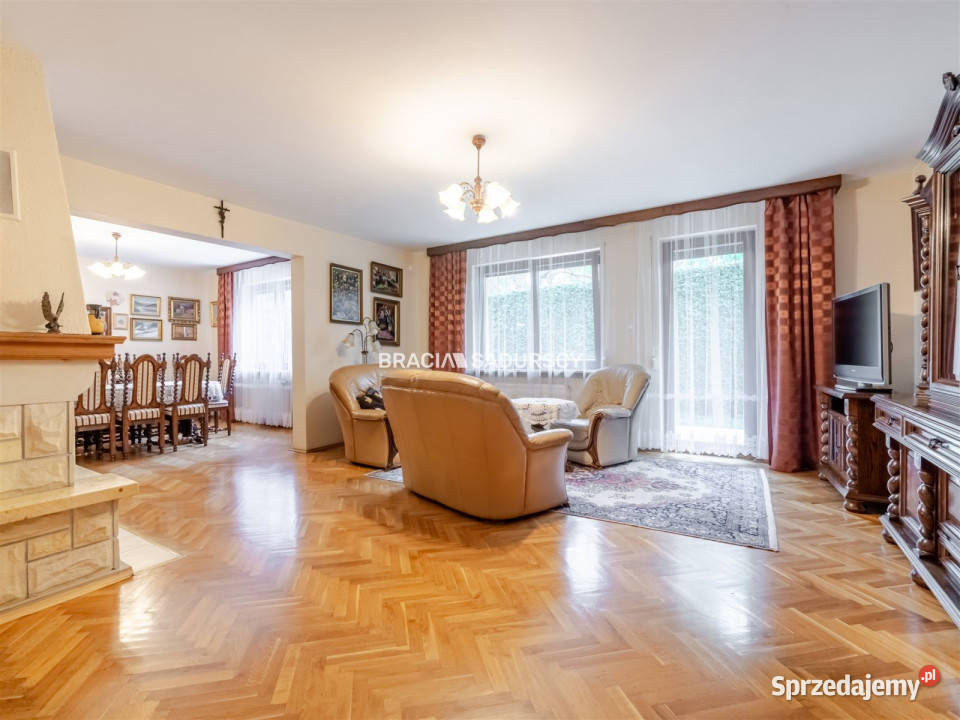 sprzedaży domu wolnostojącego Kraków 220m2