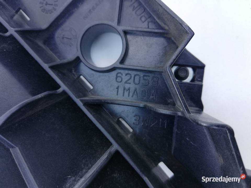 ŚLIZG ZDERZAKA PRAWY LEWY PRZÓD INFINITI M37 osobowe Nowy Tomyśl sprzedam