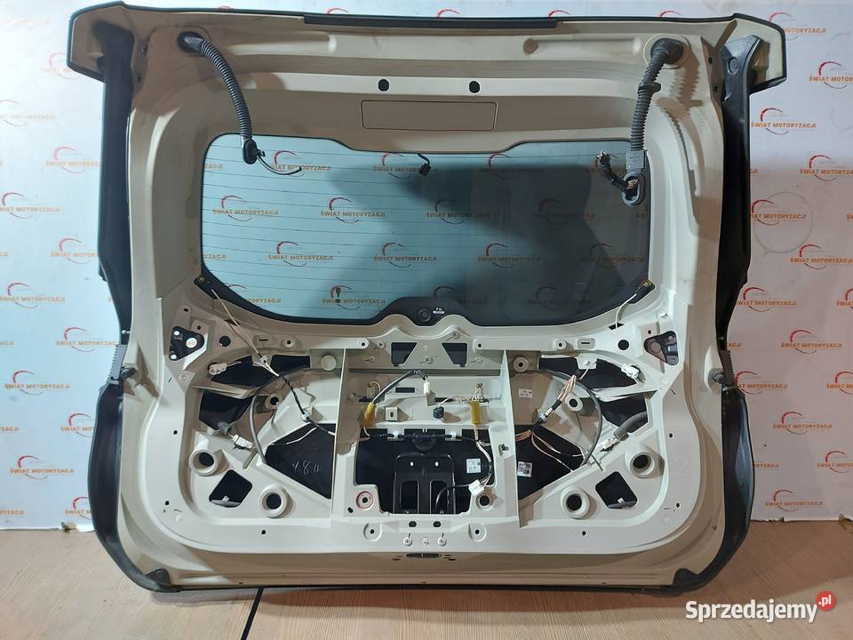 NISSAN XTRAIL III T32 17r klapa tył oryginał osobowe Kielce