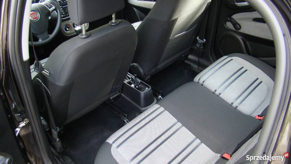 Fiat Punto Evo 2010 dynamiczne auto do miasta i centralny zamek Punto Poznań