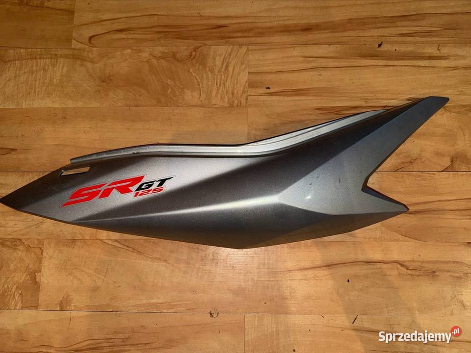 Owiewka boczek zadupek prawy Aprilia SR GT 125 wielkopolskie Ostrów Wielkopolski