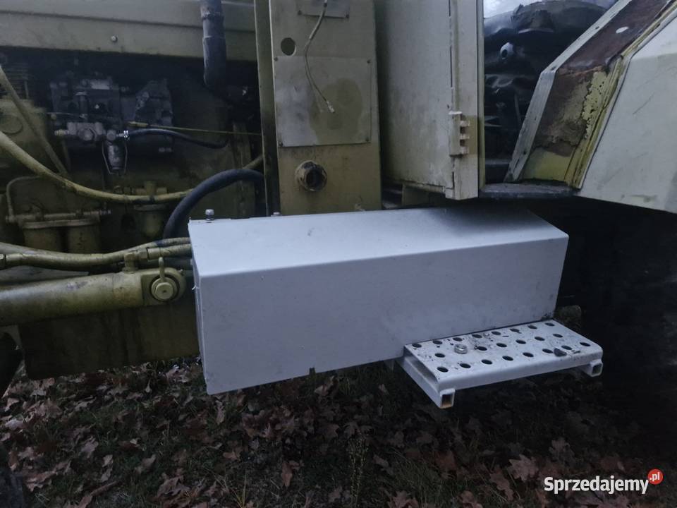 Obudowa pokrywa akumulatora ostrówek k162 ursus Barlinek