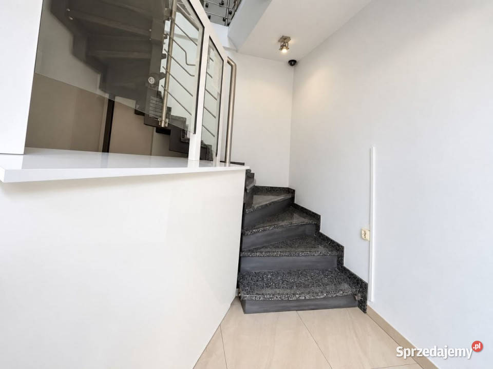 Lokal Mrągowo 150m2 3zł/m2 sprzedam