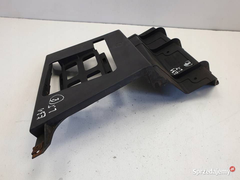 BMW E31 840 850 i ŚLIZG ZDERZAKA LEWY Tył Zderzaki Rudka sprzedam