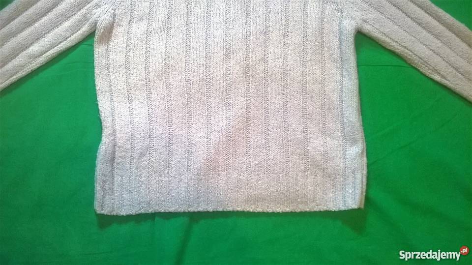 Kremowy sweter Opinion By Spengler z golfem Warszawa