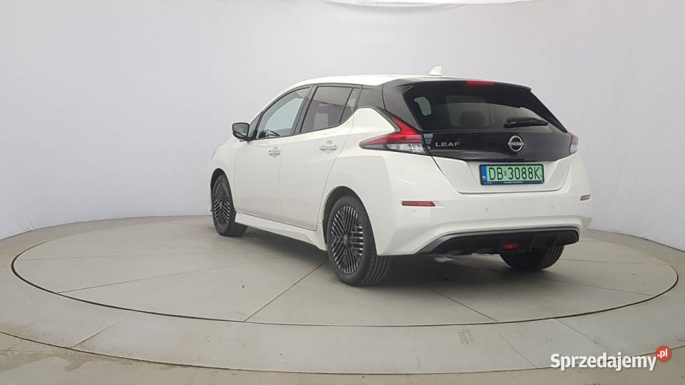 Nissan Leaf 40kWh NConnecta Z polskiego salonu Warszawa sprzedam