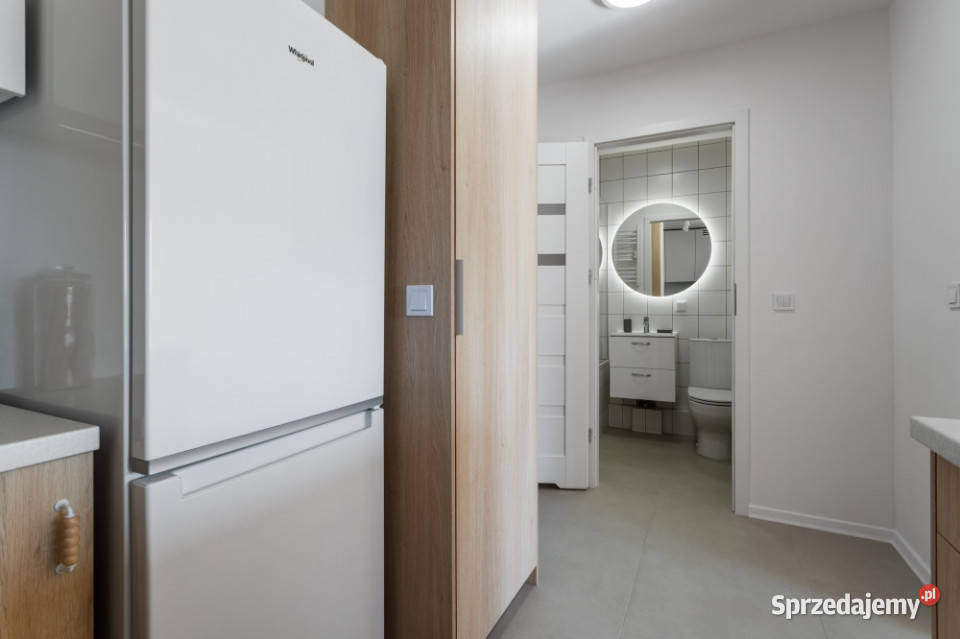 Os Przyjaźni 14 kawalerka świeżo wyremontowane Piętro 5 Poznań