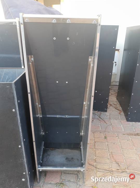 Automatkarmnikpaśnik paszowy tuczników na sucho Raciąż