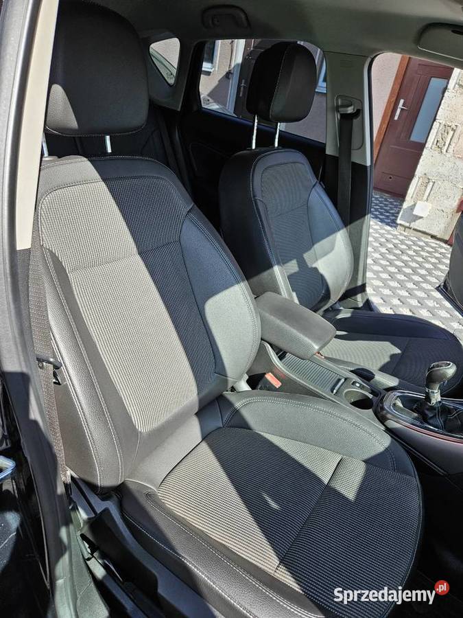 Opel Astra J Cosmo 14T Rok produkcji 2010 mazowieckie Kamionna