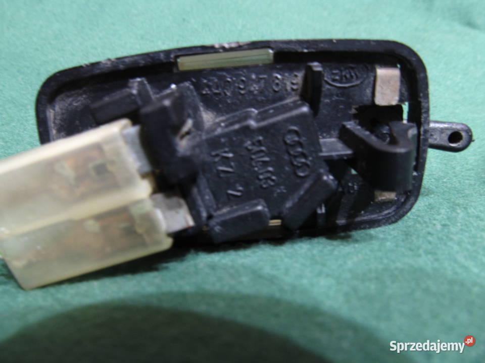 Audi 80 B4 Lampka oświetlenia komory silnika Radzyń Podlaski