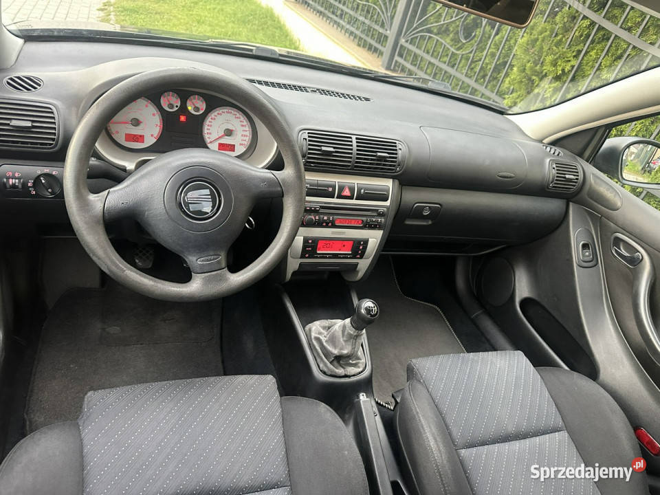 Seat Leon 16 MPI klimatronic zmieniarka CD opony benzyna Leon pomorskie Wejherowo