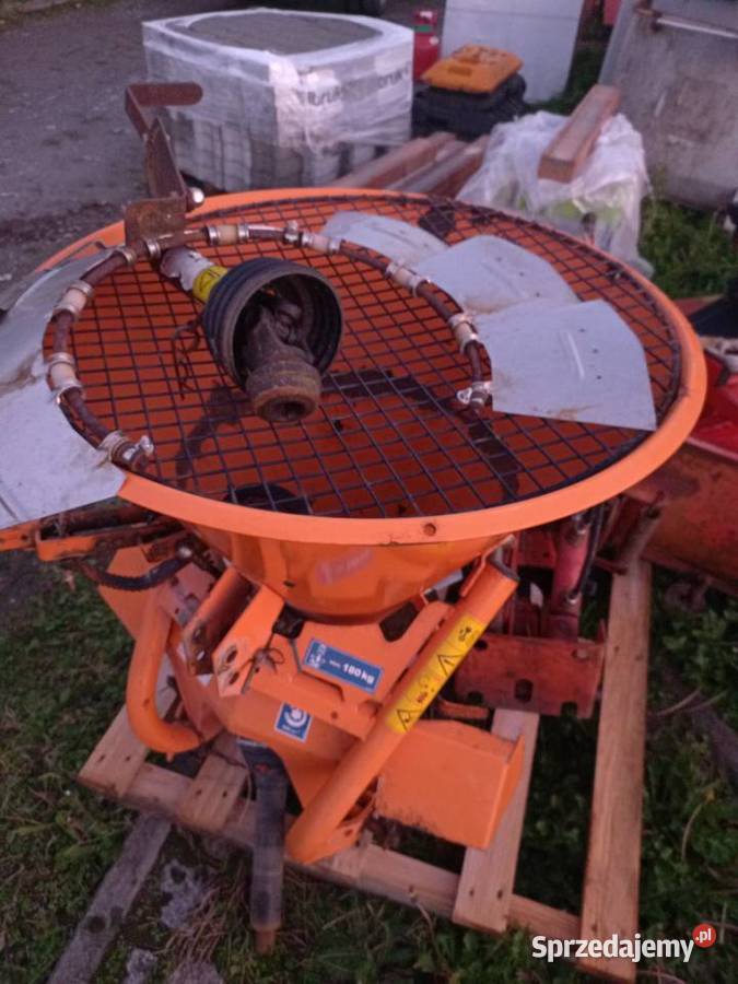 rozrzutnik piasku soli posypywarka piasku Pozostałe Brzesko