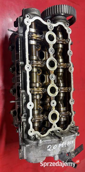 Głowica komplet 20fsi axw 150 wałki 06d103373AL osobowe Głowice cylindrów Radom sprzedam
